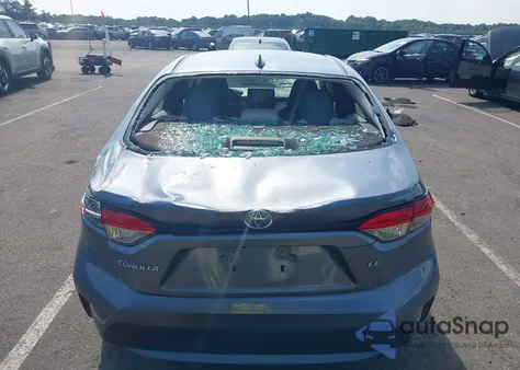 2020 Toyota Corolla Le z USA, uszkodzony, nr VIN 5YFEPRAE6LP120850